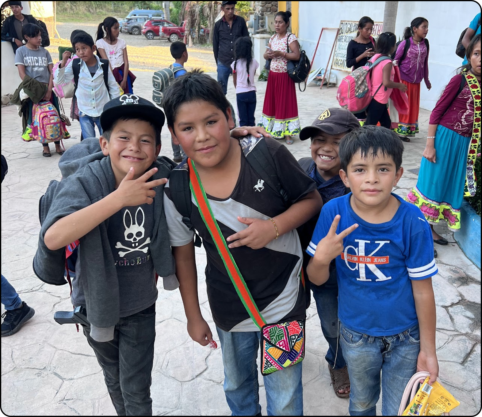 Niños de la comunidad Naayeri